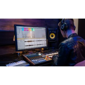 TASCAM Tascam Model 12 12 kanálov 20 – 20000 Hz Čierne drevo